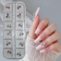 ADORNO PARA UÑAS - MOÑOS CON CRISTAL
