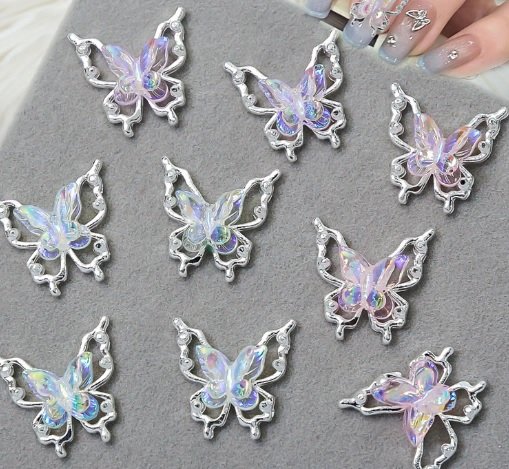 ADORNO DE UÑAS MARIPOSA